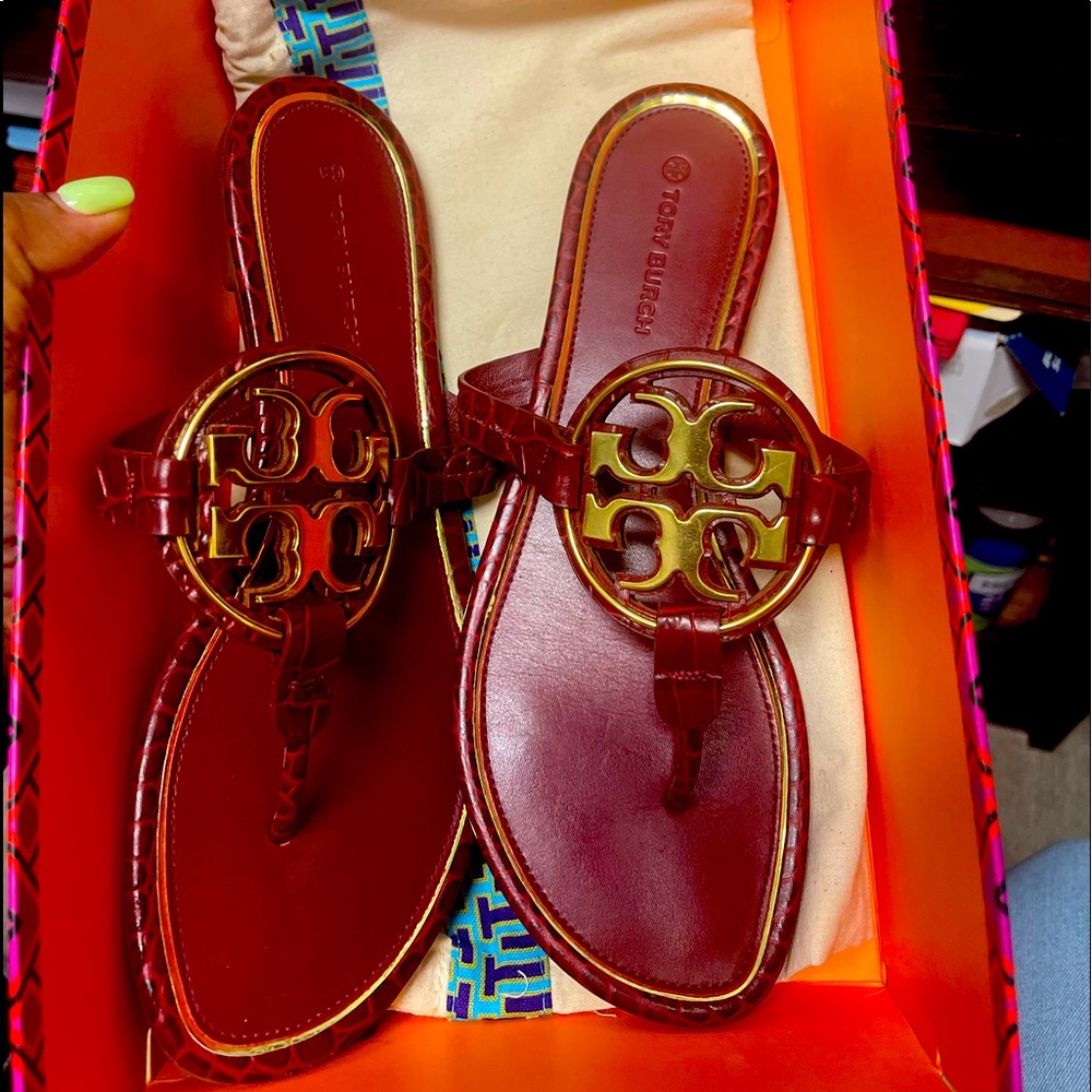 Tory Burch Red Apple/ Gold Miller Metal Logo Appple/ Sandals